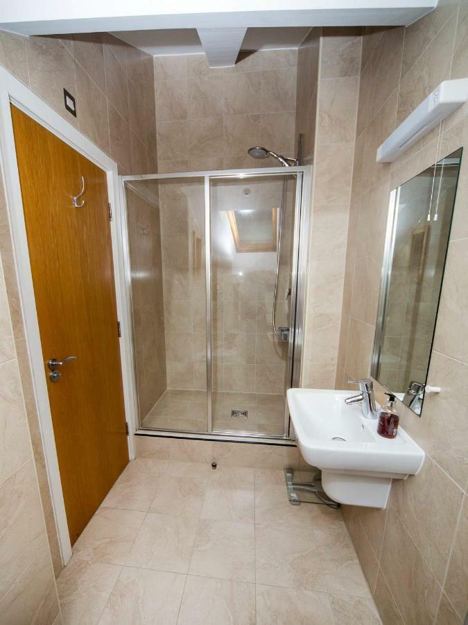Regent Penthouse Villa Харогейт Екстериор снимка